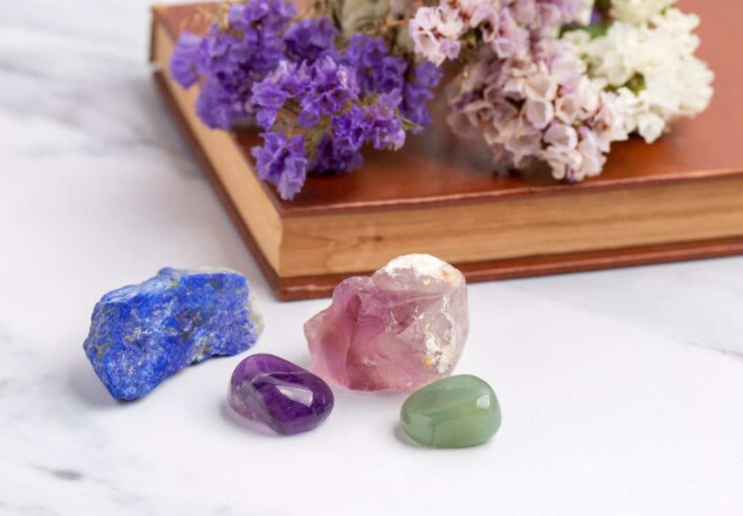 Piedras Naturales vs Sintéticas vs Otros Materiales: ¿Cuál Es la Mejor Elección?